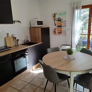 T2 En Rez De Chaussee De A Appartement